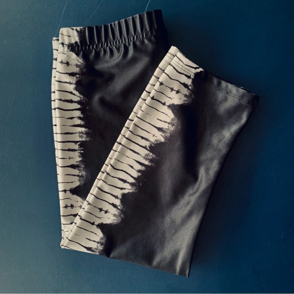 More Than Magic Black Leggings Size 7/8 Kids Girls Stretchy Mid Rise Athletic